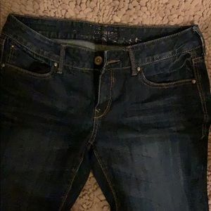 Express jeans low rise boot cut size 6 long